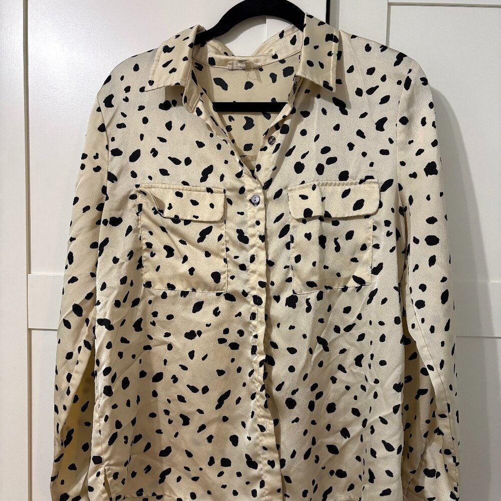 Patterned animal print silky women's blouse (M)